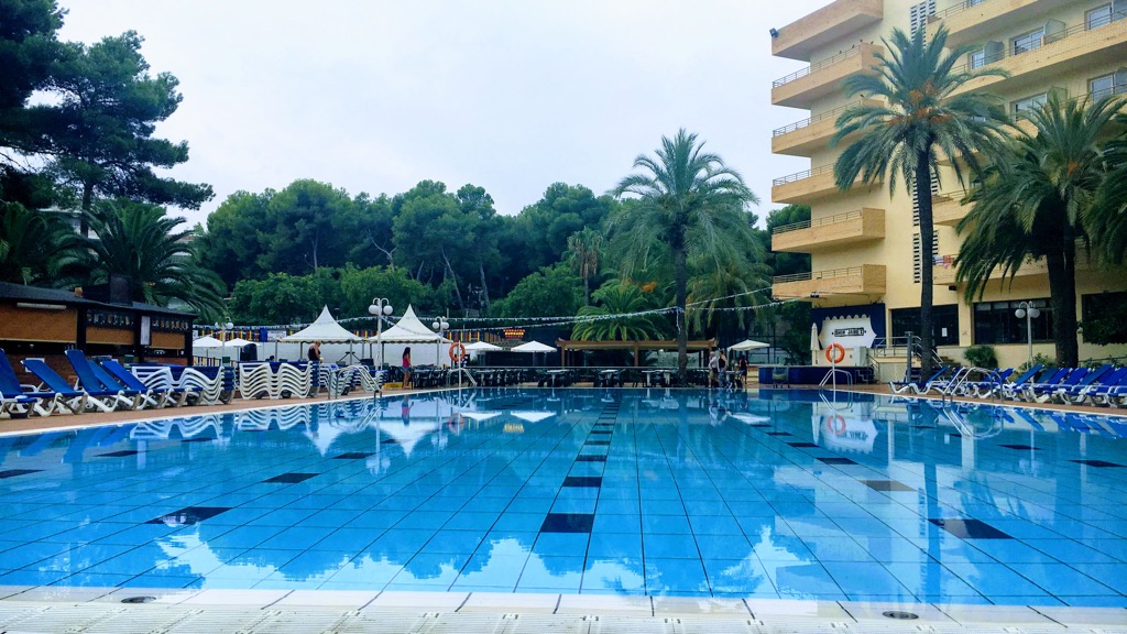 poolmorning
