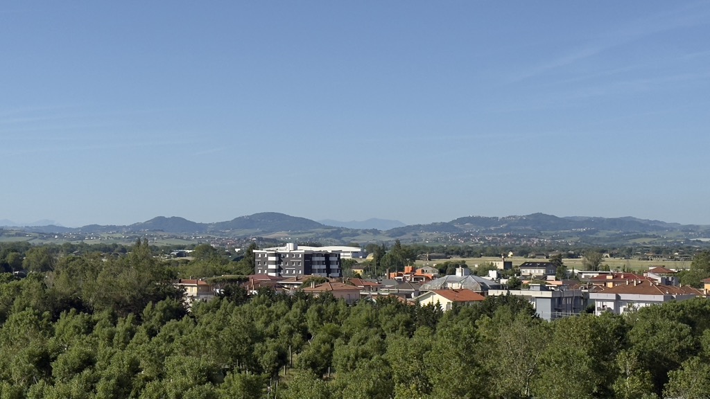 view03