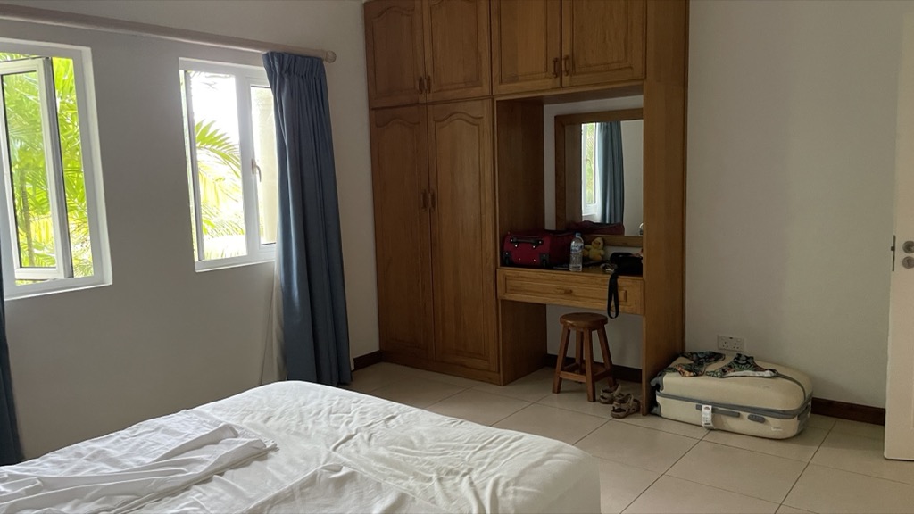 room01