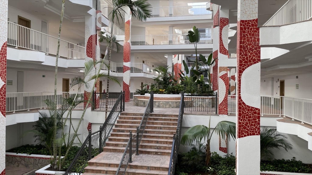 Riu03